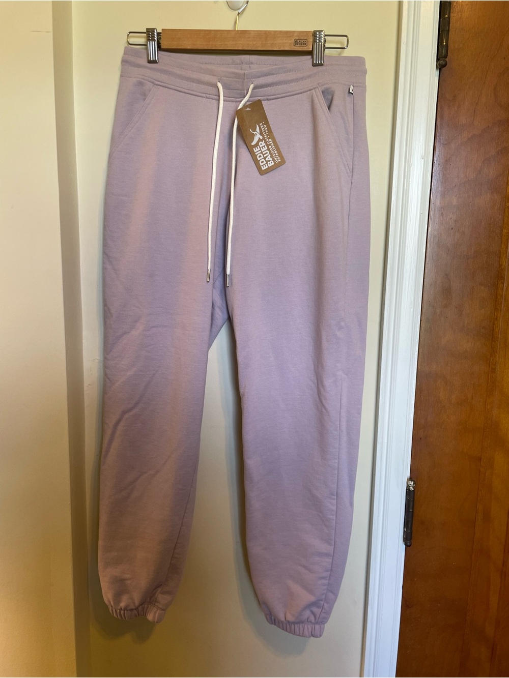 Eddie Bauer BNWT pinkish purple Women's Pull-On Joggers